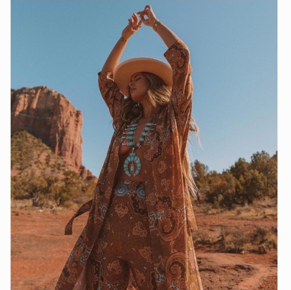 Novella Royale Other - New Novella Royale Bianca Robe Rust Moroccan Sun P/S Paisley Duster Robe Gold